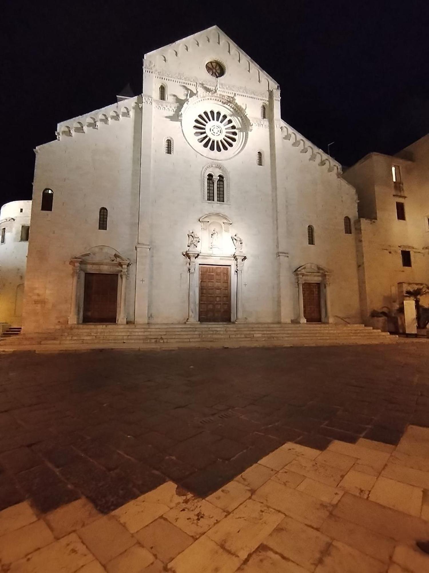 バーリ La Palazzina Dei Fioriヴィラ エクステリア 写真